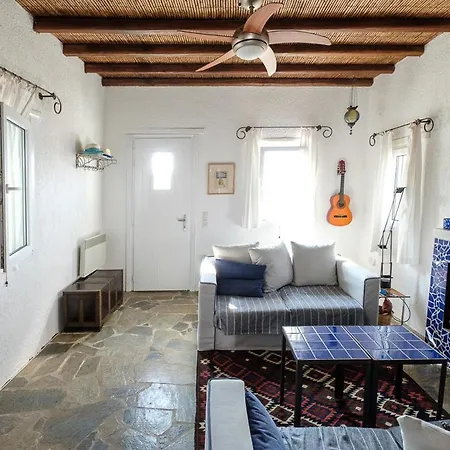 Charming Little Close To Beach סופר פרדייז ביץ'