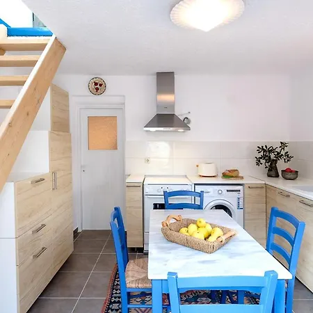 Charming Little Close To Beach סופר פרדייז ביץ'